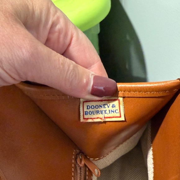 Dooney & Bourke Pebble Hobo Bag & matching wallet - Picture 11 of 13